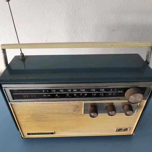 Standard all transistor Japanese radio used, functional
