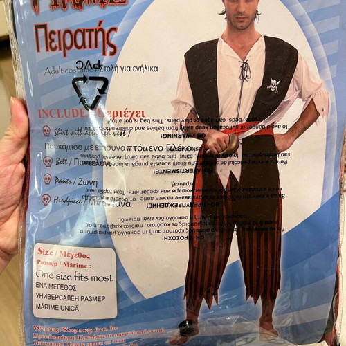 Pirate costume like new