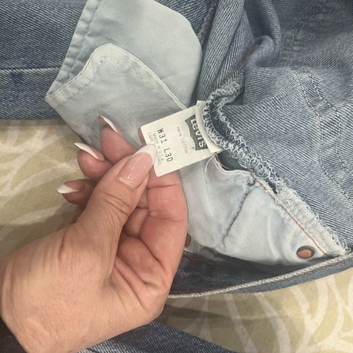 Levi's men's jeans used
