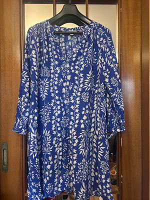H&M Blue and White Floral Kaftan Dress Size XL like new