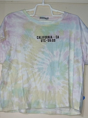 Bershka Washed Out T-Shirt like new, 100% cotton, colorful