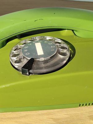 Siemens landline phone 1975-1978, green