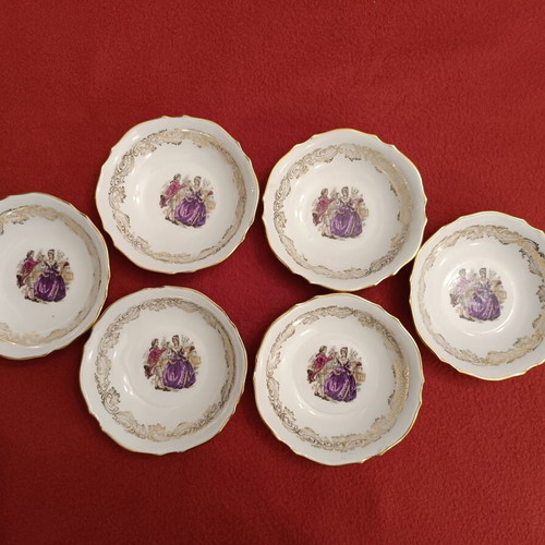 Porcelain bowls white set of 6 like new with French luxury decoration