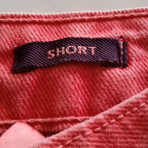 Zara women's short shorts red like new, size M