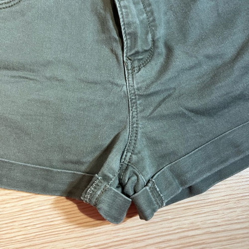 Stradivarius green denim shorts like new size M