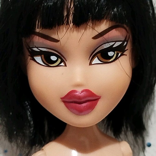 Bratz dolls used, lot of 3 damaged for restoration projects