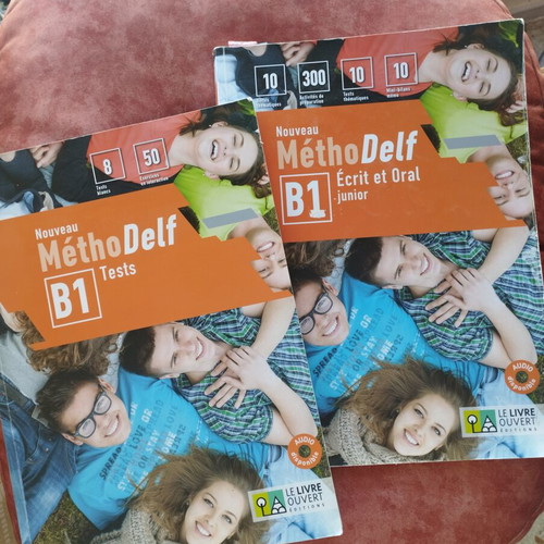 Methodelf B1 French Learning Books Set of Two used
