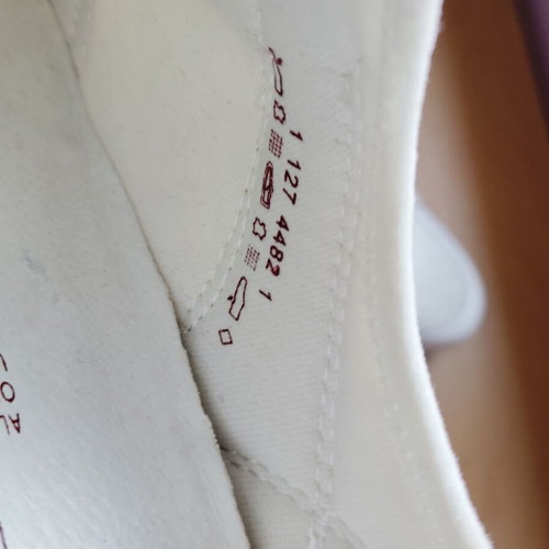 Medicus white sports shoes size 40 like new natural leather and textile