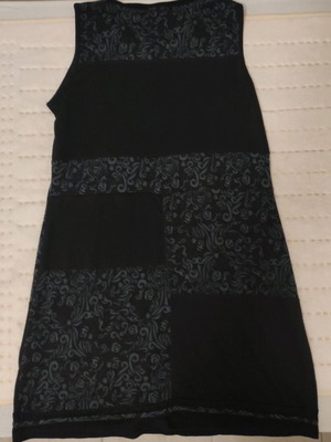 Sleeveless dress used, winter, black with patterns