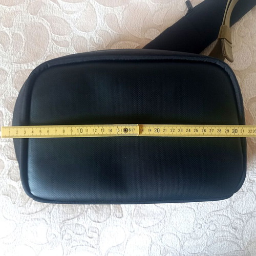XD Design crossbody shoulder bag black like new