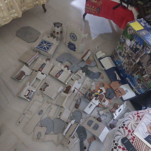 Playmobil Novelmore Fortress used, for 8 years old