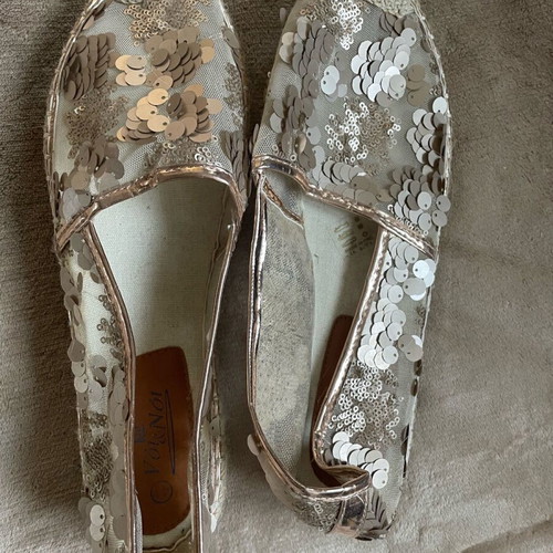 Shoes with sequins new, size 40-41