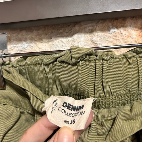 Tally Weijl Cargo Style Shorts Size 38, green