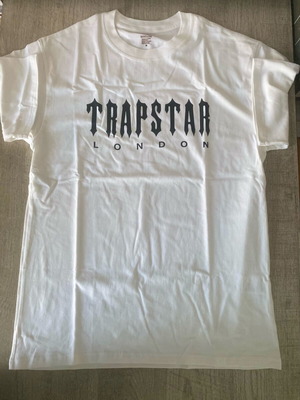 Trapstar t-shirt new, white, size medium