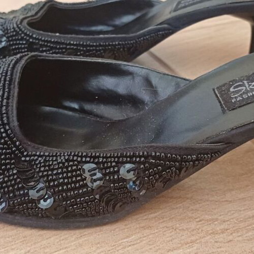 Women's black mules size 38 with sequins like new