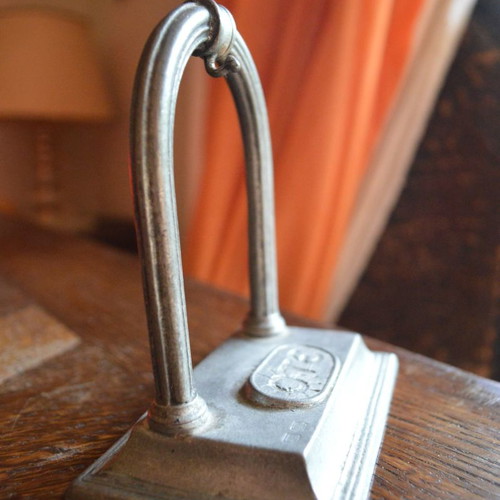 Desk key holder used with OTE hook made of pewter