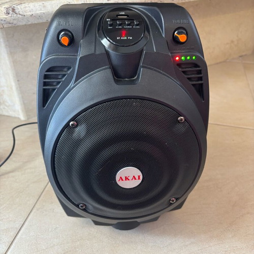 Akai speaker used with charging cable