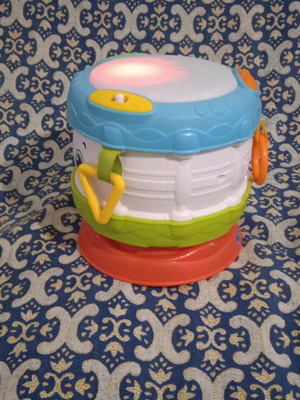 Children's battery-operated toys like new