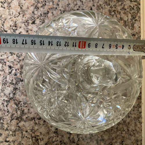 Luxury crystal candy dish with lid
