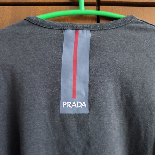 Prada men's t-shirt new, size L, gray
