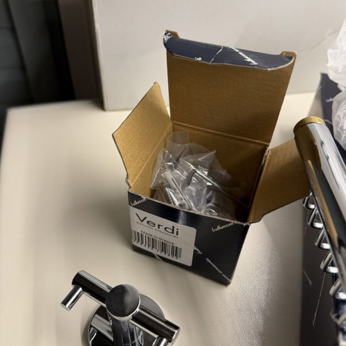 Verdi Sigma bathroom accessory set new, chrome finish