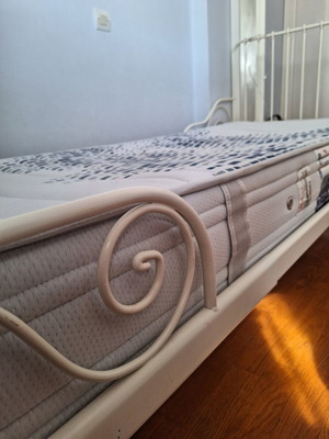 Ikea bed with like new mattress 80 x 2.00 m