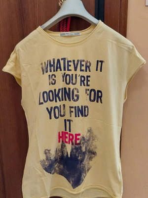 Unisex sleeveless blouse like new, size S