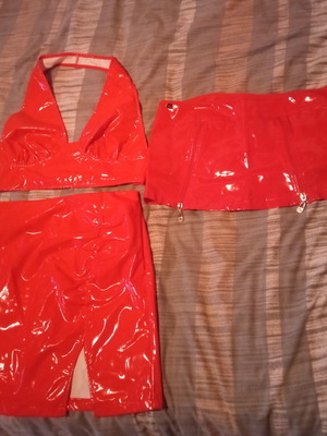 Vinyl set and skirt new, red, for evening outing