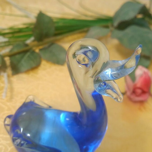 Decorative blue and white crystal duck like new