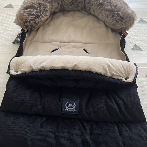 La Millou Footmuff like new with waterproof lining and removable fur hood