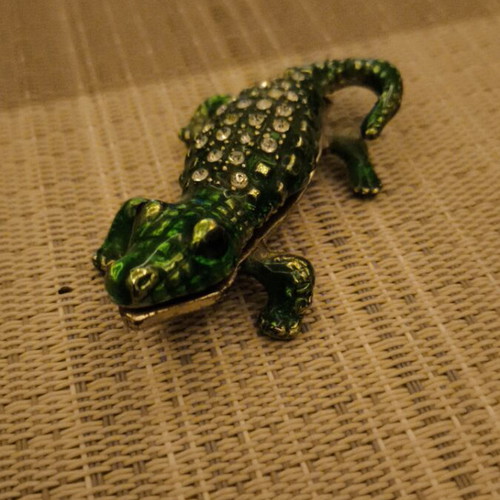Small crocodile decorative item like new