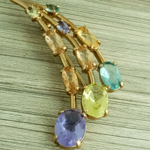 Monet vintage brooch zircon like new