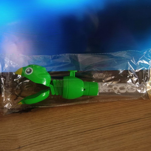 Parrot bubble blower toy with moving head and mouth