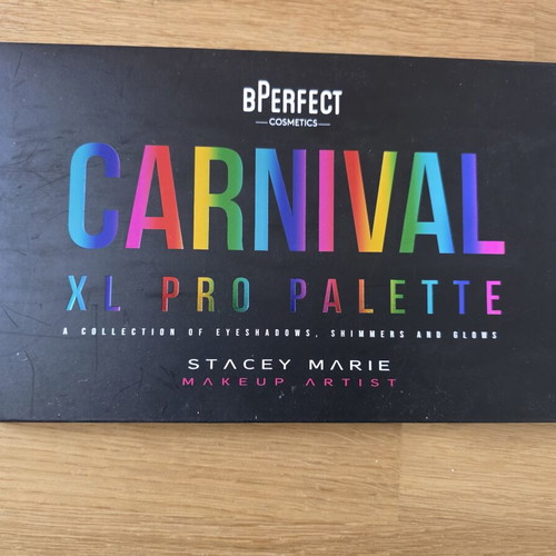 Carnival XL Pro Palette της bPerfect καινούργια με 40 αποχρώσεις σκιών