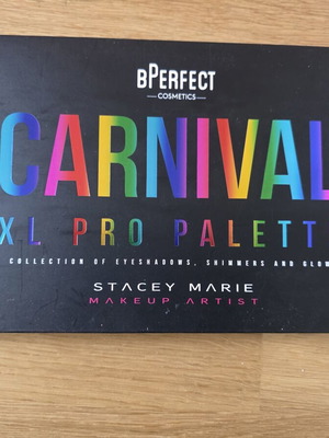 Carnival XL Pro Palette της bPerfect καινούργια με 40 αποχρώσεις σκιών