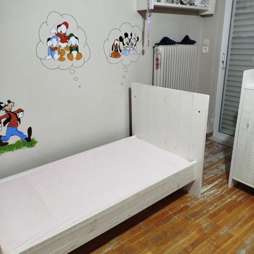 Baby-Preteen Cot Bed like new with anatomical mattress