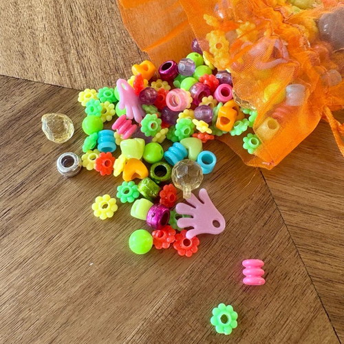 Plastic beads for crafts with bracelet gift like new