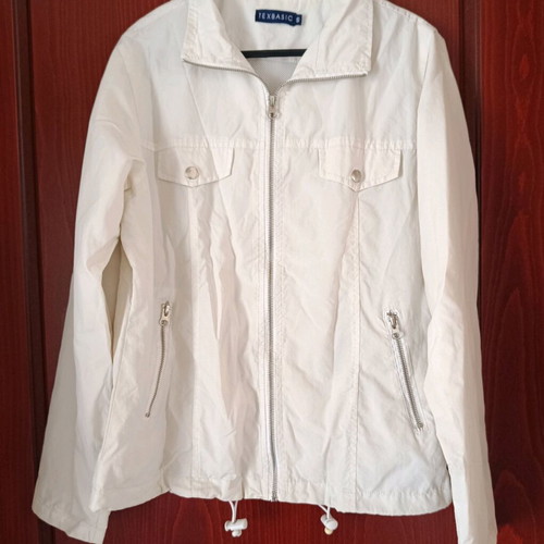 Windbreaker jacket white like new