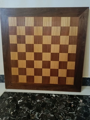 Handmade wooden chessboard with walnut and maple veneer 53.5x53.5 cm new