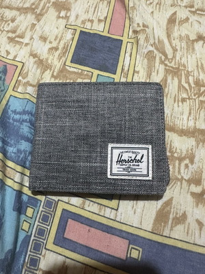 Herschel wallet, grey, lightly used