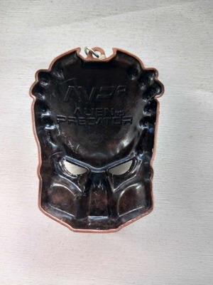 Predator metal mask keychain used