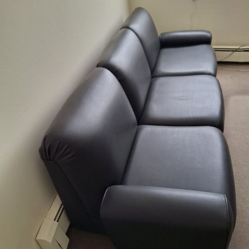 Three-Seater Sofa like new, dark green leatherette