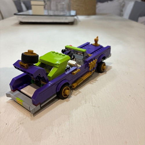 Lego The Joker Notorious Lowrider set 70906