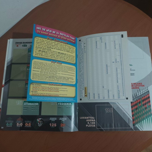 Panini Fussball 2016/17 sticker album, like new, empty
