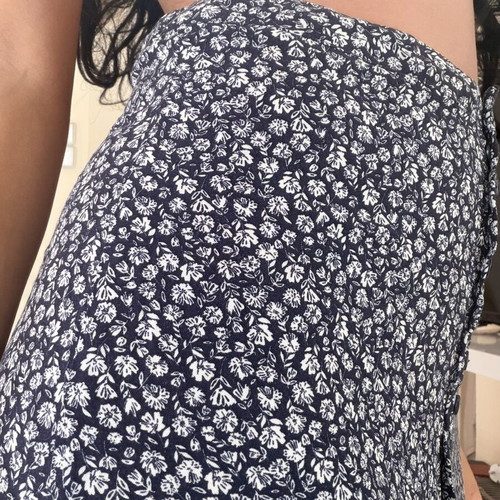 Floral skirt Colin's like new, sizes XS-S, white and blue