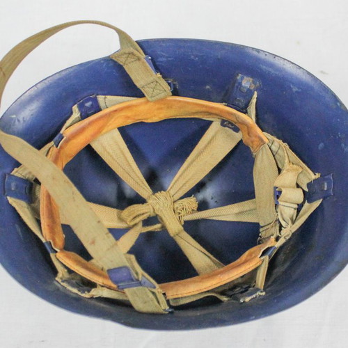 Yugoslavian Helmet 1990 used with Military Police Interior