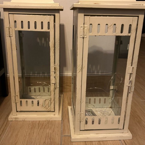 Decorative lantern set like new
