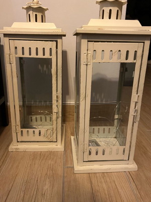 Decorative lantern set like new