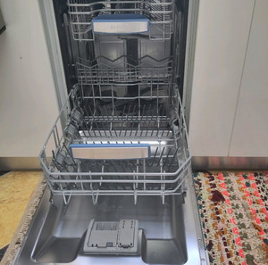 Πλυντήριο πιάτων Bosch 45cm