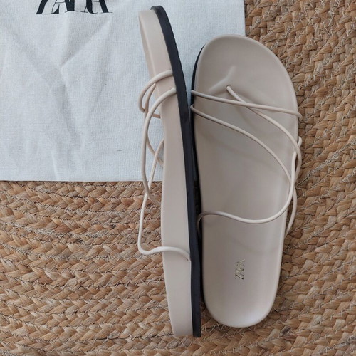 Zara flat sandals with crossed straps, size 39, beige